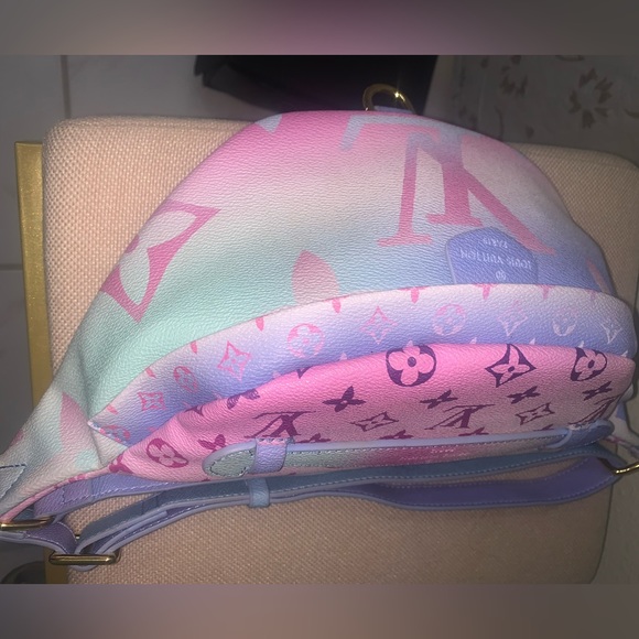 Meet your Posher, Janice - Picture 8 of 8